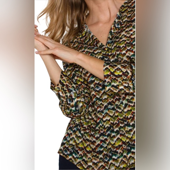 Liverpool Tops - NWOT LIVERPOOL LA multi 3/4 sleeve pop over blouse M